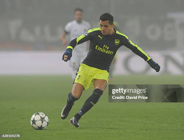 Alexis Sanchez of Arsenal during the UEFA Champions League match between FC Basel and Arsenal at St. Jakob-Park on December 6, 2016 in Basel,...