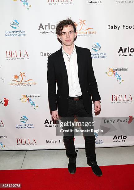 Max Mackenzie attends the BELLA New York Holiday Issue Cover Party & Holiday shopping event on December 6, 2016 in New York City.