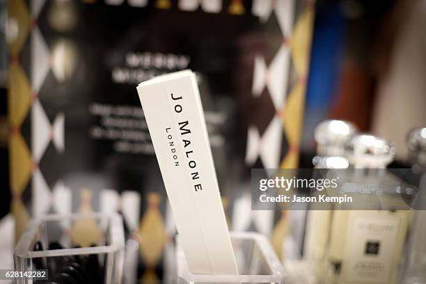 General view of atmosphere is seen at the Jo Malone, ELLE And ELLE DECOR Celebrate The Holidays With Ken Fulk event on December 6, 2016 in New York...