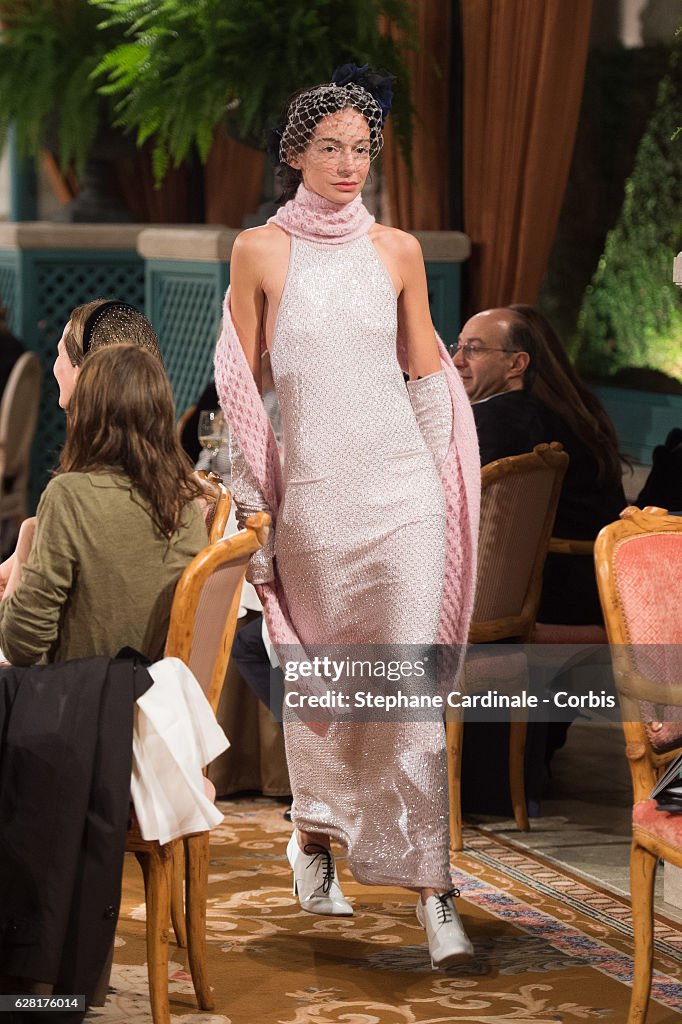 "Chanel Collection des Metiers d'Art 2016/17 : Paris Cosmopolite"  : Show At Hotel Ritz