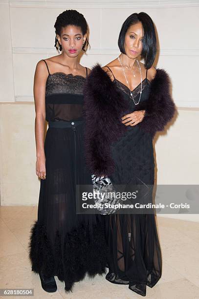 Willow Smith and Jada Pinkett Smith attend the "Chanel Collection des Metiers d'Art 2016/17 : Paris Cosmopolite" show on December 6, 2016 in Paris,...