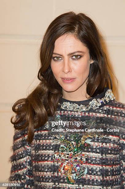 Anna Mouglalis attends the "Chanel Collection des Metiers d'Art 2016/17 : Paris Cosmopolite" show on December 6, 2016 in Paris, France.