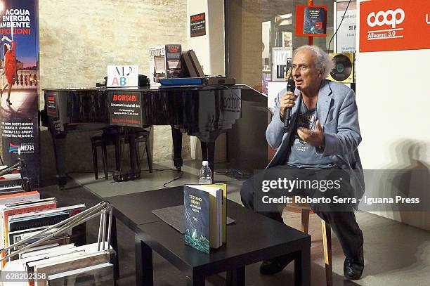 Italia author and writer Stefano Benni unveils his new book "La Bottiglia Magica" at Coop Ambasciatori bookshop on December 5, 2016 in Bologna, Italy.