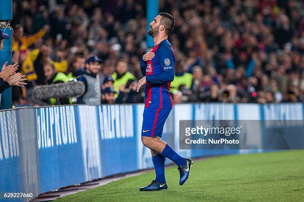 Arda Turan celebrates scoring the goal during the match between FC Barcelona - Borussia Monchengladbach, for the matchday 6 of the Champions League,...