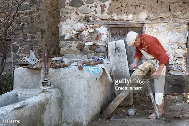 Parchmenter 32 Parchement Stock Photos, High-Res Pictures, and Images - Getty Images