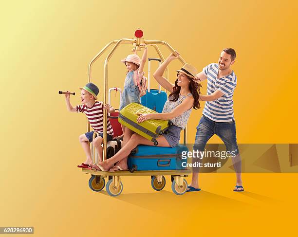 off on holiday - kids side view isolated stockfoto's en -beelden