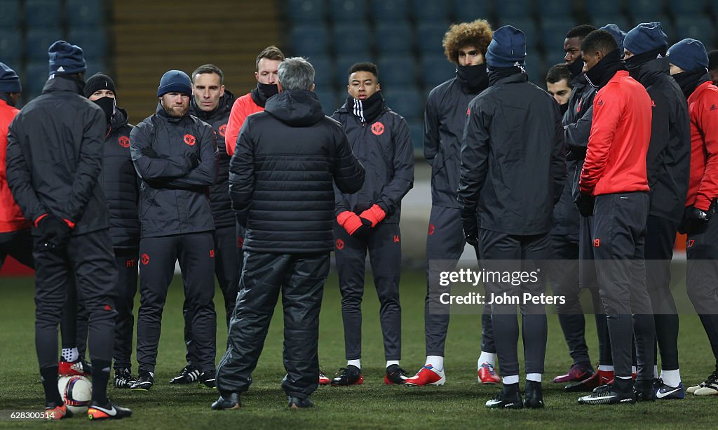Manchester United Training and Press Conference