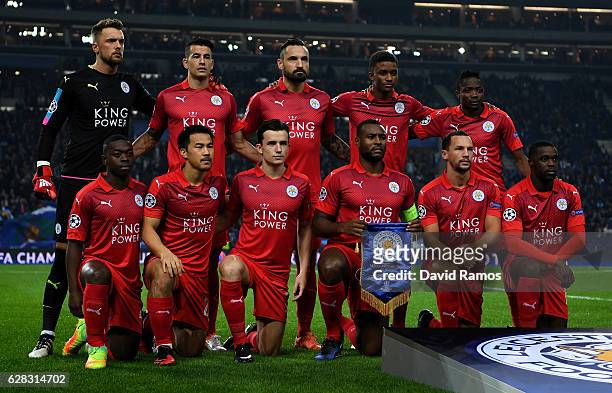The Leicester City team pose for a photo prior to kick off during the UEFA Champions League Group G match between FC Porto and Leicester City FC at...
