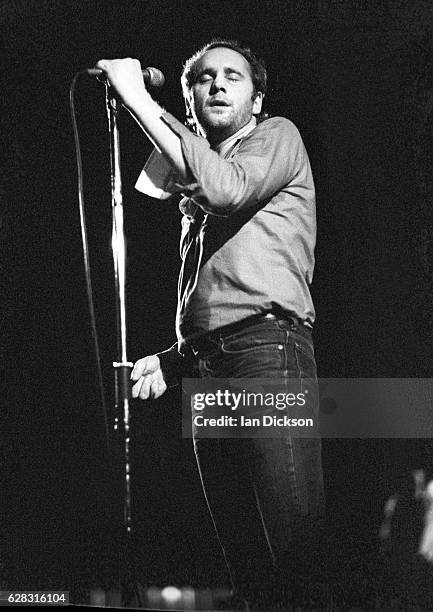 Roger Chapman of Family performing on stage, United Kingdom, 1973.