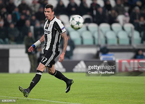 Mario Mandzukic during Champions League match between Juventus v Dinamo Zagreb, in Turin, on December 7, 2016.