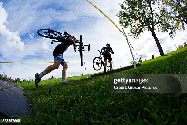 cyclo-cross race - cyclo cross stock pictures, royalty-free photos & images