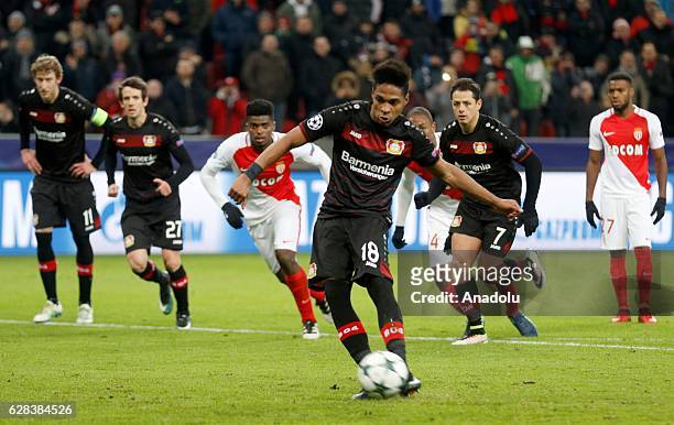 Wendell of Leverkusen scores a penalty to 2-0 against Monaco during the UEFA Champions League group E soccer match between Bayer Leverkusen and AS...