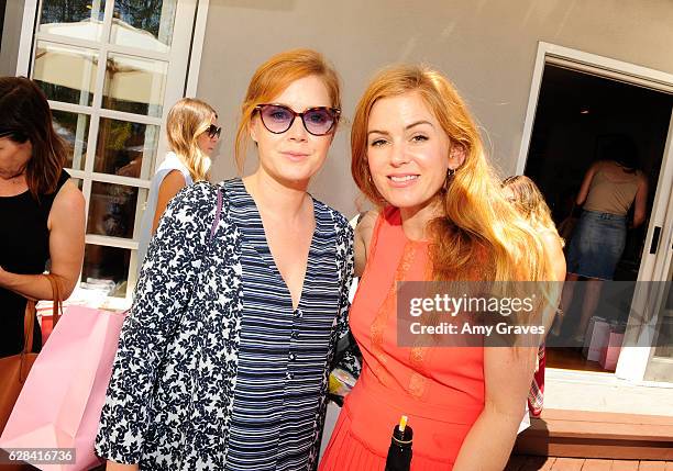 Amy Adams and Isla Fischer attend the Jen Klein Day of Indulgence 2016 on August 14, 2016 in Los Angeles, California.