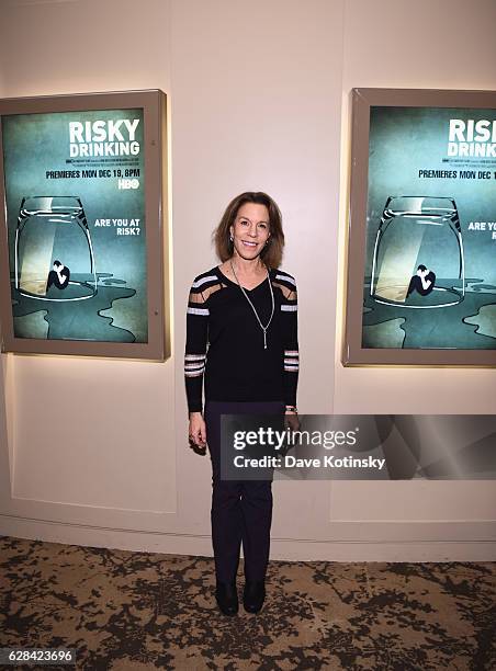 Ellen Goosenberg Kent attends the HBO Documentary Film "Risky Drinking" Premiere at HBO Theater on December 7, 2016 in New York City.