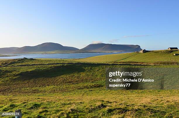 countryside in the orkney islands - orkney stock pictures, royalty-free photos & images