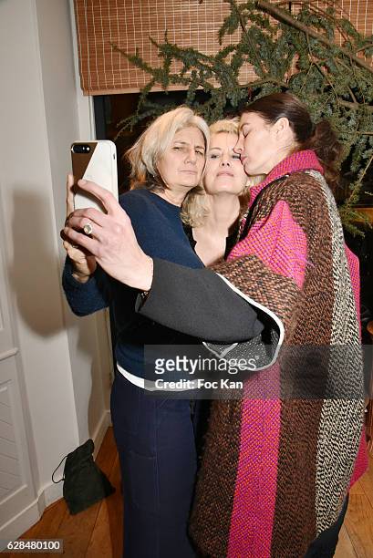 Writer/journalist Sophie Fontanel from L'Obs, former Top model Christine Bergstrom and opera star dancer Marie Agnes Gillot attend Liza Liwan...