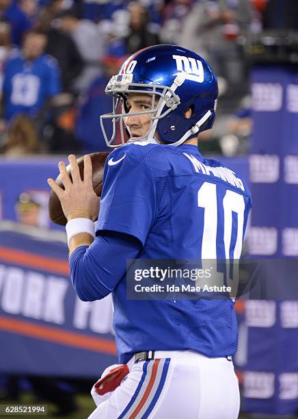 Michael Strahan from GOOD MORNING AMERICA, inducts New York Giants legends into the Ring of Honor at MetLife Stadium during the NY Giants vs....