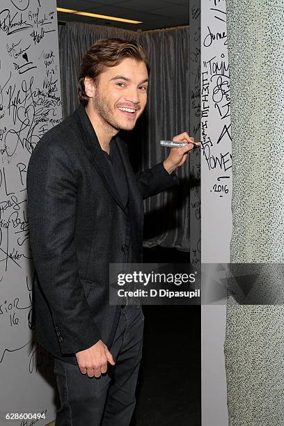 Emile Hirsch attends the Build Series to discuss "The Autopsy of Jane Doe" at AOL HQ on December 8, 2016 in New York City.