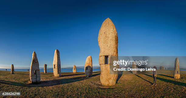 parque de los menhires in la coruna city, galicia - a coruna ストックフォトと画像