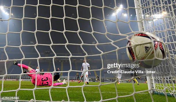 Citadin Martins Eder of FC Internazionale scores the second goal during the UEFA Europa League match between FC Internazionale Milano and AC Sparta...