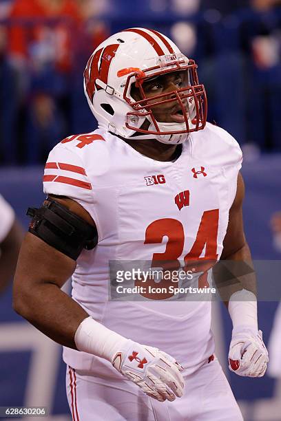 Wisconsin Badgers defensive end Chikwe Obasih in action during the Big Ten Championship football game between the Wisconsin Badgers and the Penn...