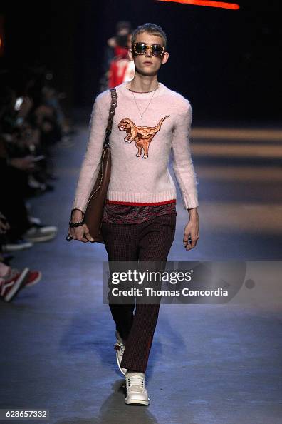 Coach 75th Anniversary: Women's Pre-Fall and Men's Fall Show - Runway Coach 75th Anniversary: Women's Pre-Fall and Men's Fall Show - Runway