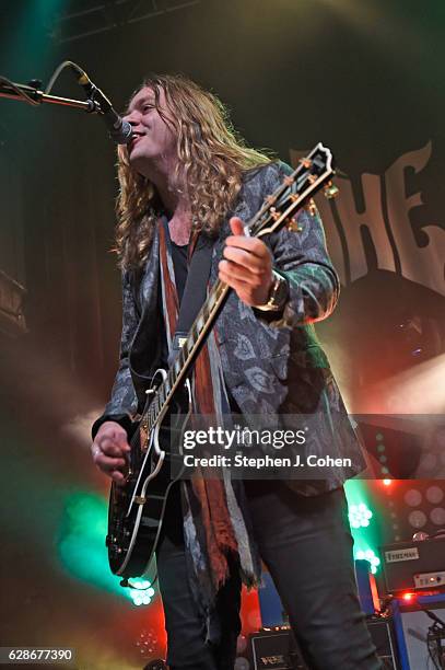 Adam Slack of The Struts performs at Mercury Ballroom on December 8, 2016 in Louisville, Kentucky.