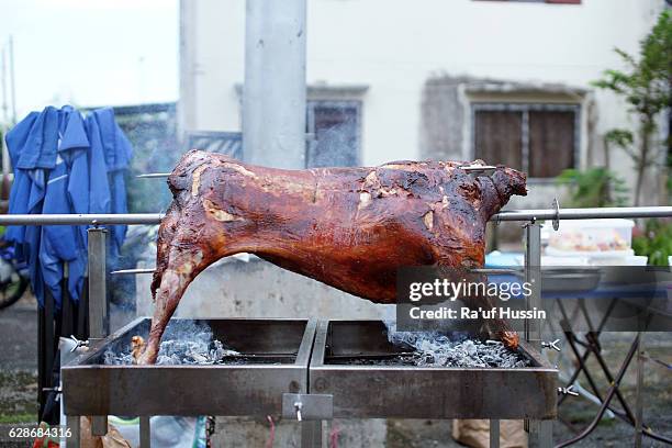 28 A Whole Lamb Roasting On Barbecue Grill Stock Photos, High-Res
