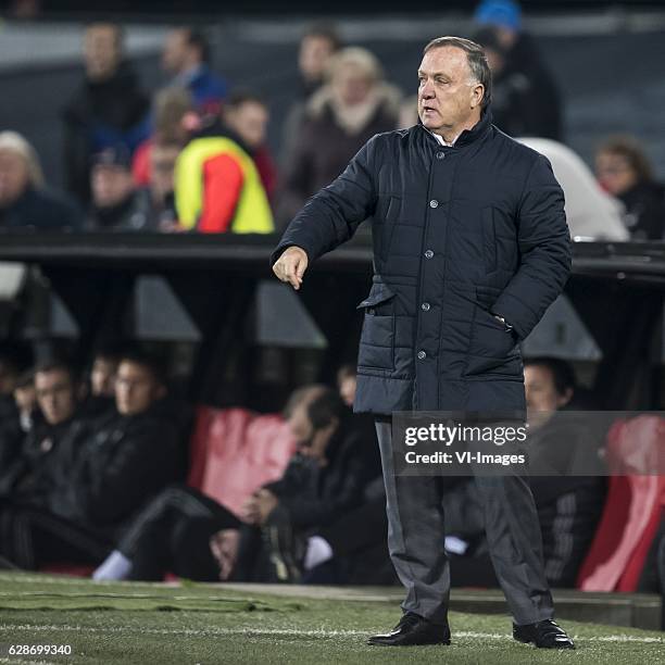 Coach Dick Advocaat of Fenerbahce SKduring the Europa League group A match between Feyenoord and Fenerbahce SK on December 08, 2016 at the Kuip...