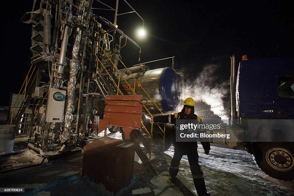 Crude Oil Drilling Operations As Russia Sells $11 Billion Stake In Rosneft PJSC