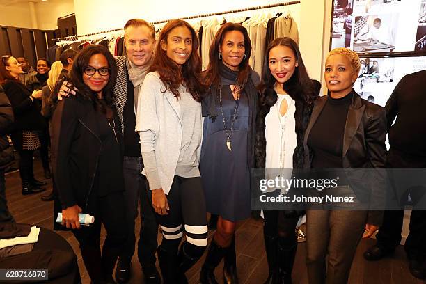 Sandra Valez, Jack Rich, Raeven Western, Kimberly Hatchett, Founder and CEO of J.J. Gray Jessica Perdomo, and Rachel Noerdlinger attend the J.J. Gray...