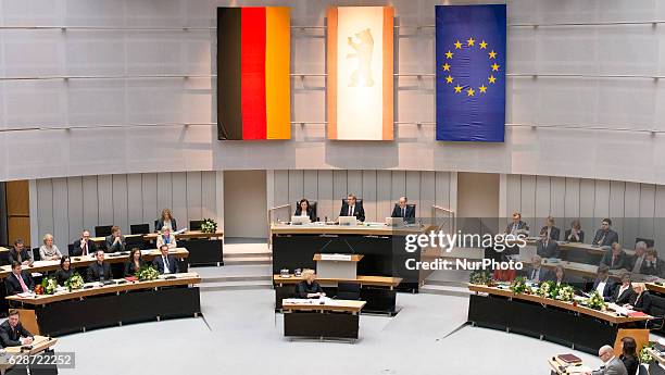 The new members of Berlin's Senate Interior Senator Andreas Geisel , Health Senator Dilek Kolat , Culture and Europe Senator Klaus Lederer , Economy...