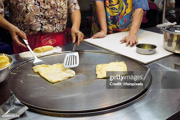 Thaise Roti 369 Thai Roti Stock Photos, High-Res Pictures, and Images - Getty Images