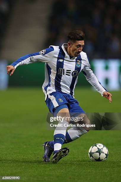 Porto's midfielder Hector Herrera from Mexico during the match between FC Porto v Leicester City FC - UEFA Champions League match at Estadio do...
