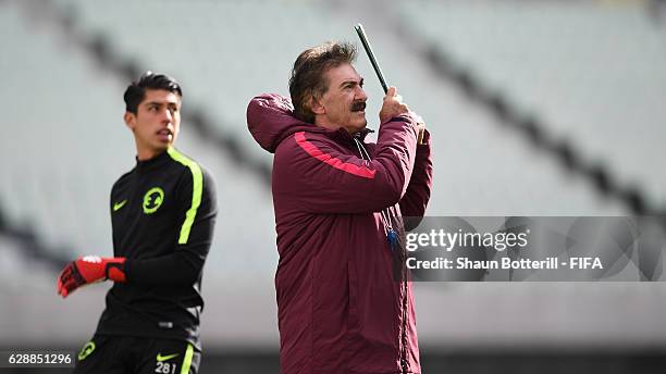 Club America coach Ricardo La Volpe during a training session at Nagai Stadium on December 10, 2016 in Osaka, Japan.