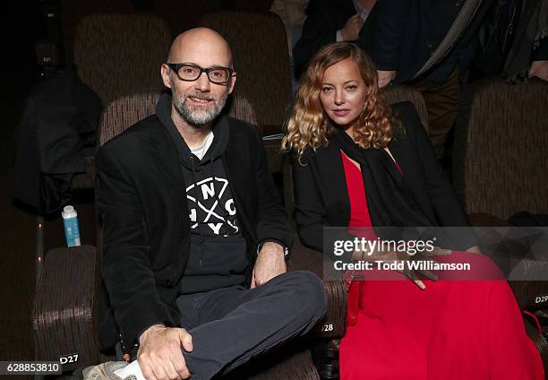 Presemters Moby and Bijou Phillips attend the 32nd Annual IDA Documentary Awards at Paramount Studios on December 9, 2016 in Hollywood, California.
