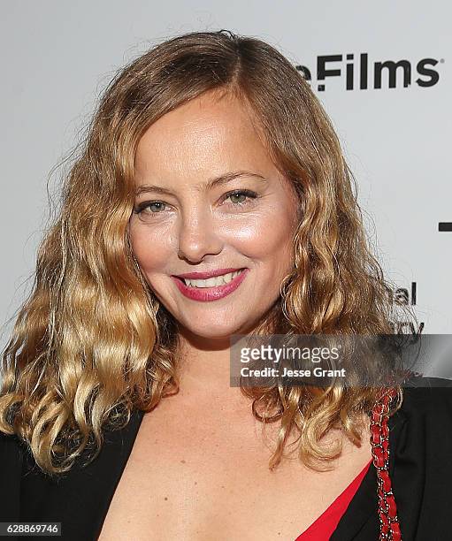 Actress Bijou Phillips attends the 32nd Annual IDA Documentary Awards held at Paramount Studios on December 9, 2016 in Hollywood, California.
