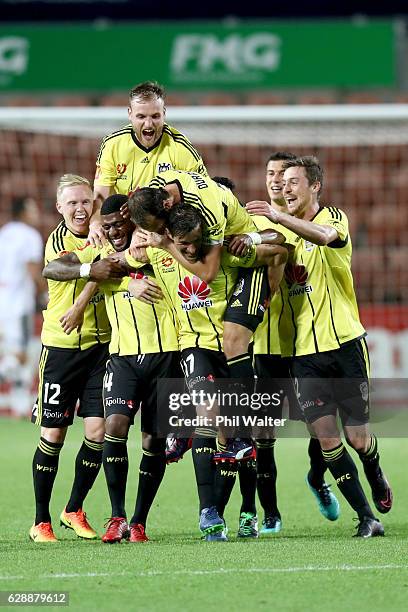 Wellington Phoenix celebrate a goal to Guilherme Finkler during the round 10 A-League match between the Wellington Phoenix and the Central Coast...