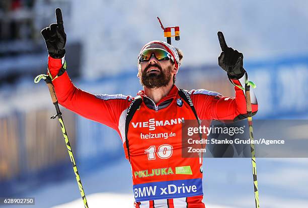Mike Roesch Michael Roesch Photos and Premium High Res Pictures - Getty Images