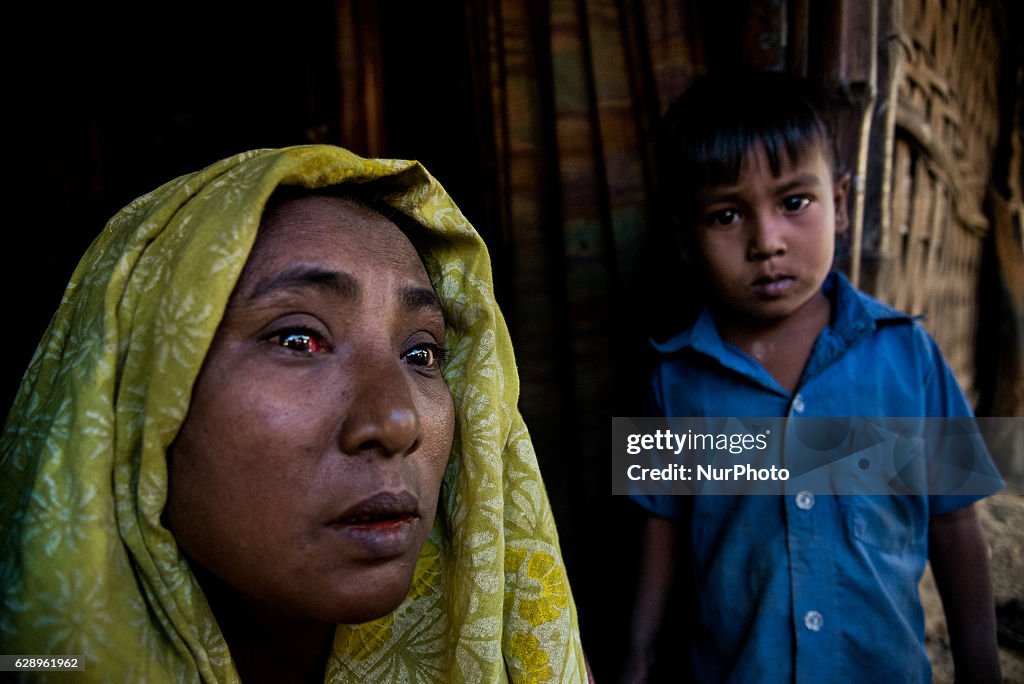 Rohingya Muslims Flee To Bangladesh