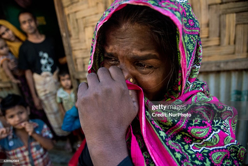 Rohingya Muslims Flee To Bangladesh