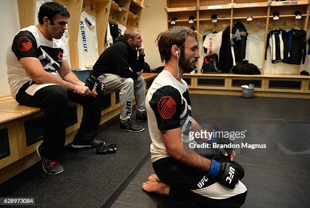 Lando Vannata warms up backstage during the UFC 206 event inside the Air Canada Centre on December 10, 2016 in Toronto, Ontario, Canada.