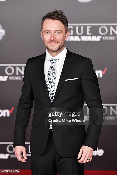 Comedian Chris Hardwick attends the premiere of Walt Disney Pictures and Lucasfilm's "Rogue One: A Star Wars Story" at the Pantages Theatre on...