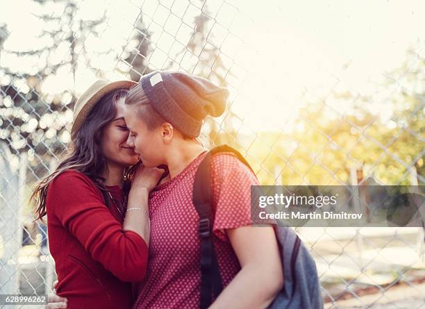 Two Girls Make Out Stock-Fotos und Bilder - Getty Images