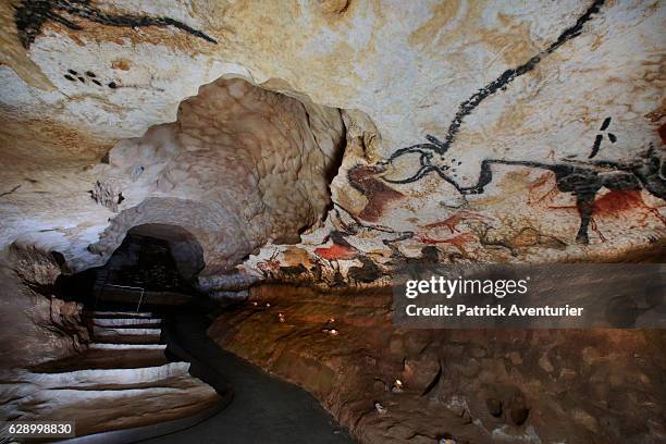 International Center of Parietal Art at the foot of the hill of Lascaux.The major element of the site is the facsimile which reproduces the entirely...