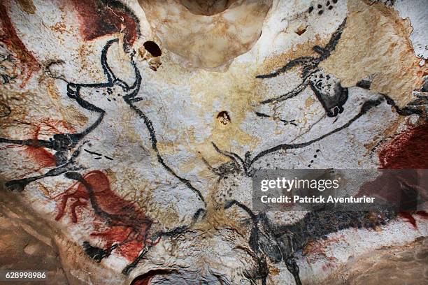 International Center of Parietal Art at the foot of the hill of Lascaux.The major element of the site is the facsimile which reproduces the entirely...