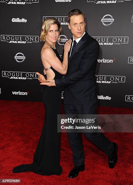 Actor Alan Tudyk and wife Charissa Barton attend the premiere of "Rogue One: A Star Wars Story" at the Pantages Theatre on December 10, 2016 in...