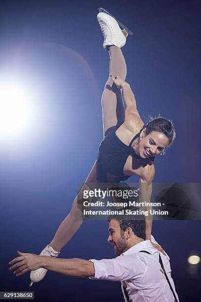 Meagan Duhamel and Eric Radford of Canada perform during Gala Exhibition on day four of the ISU Junior and Senior Grand Prix of Figure Skating Final...