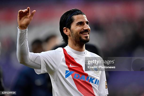 Lior Refaelov forward of Club Brugge greeting the fans despite the tie after the Jupiler Pro League match between RSC Anderlecht and Club Brugge in...