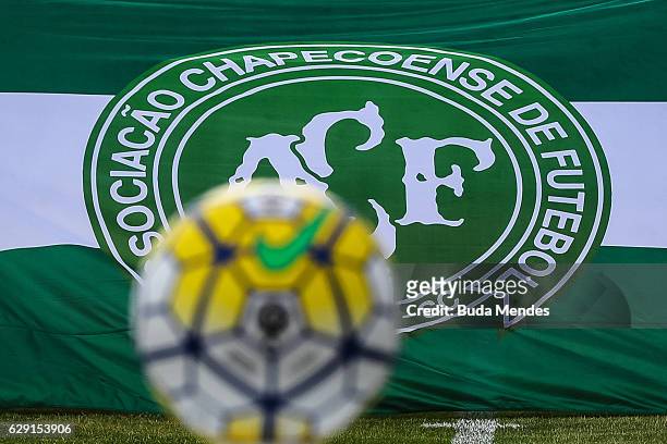 View of the ball and Chapecoense team flag before a match between Fluminense and Internacional as part of Brasileirao Series A 2016 at Giulite...